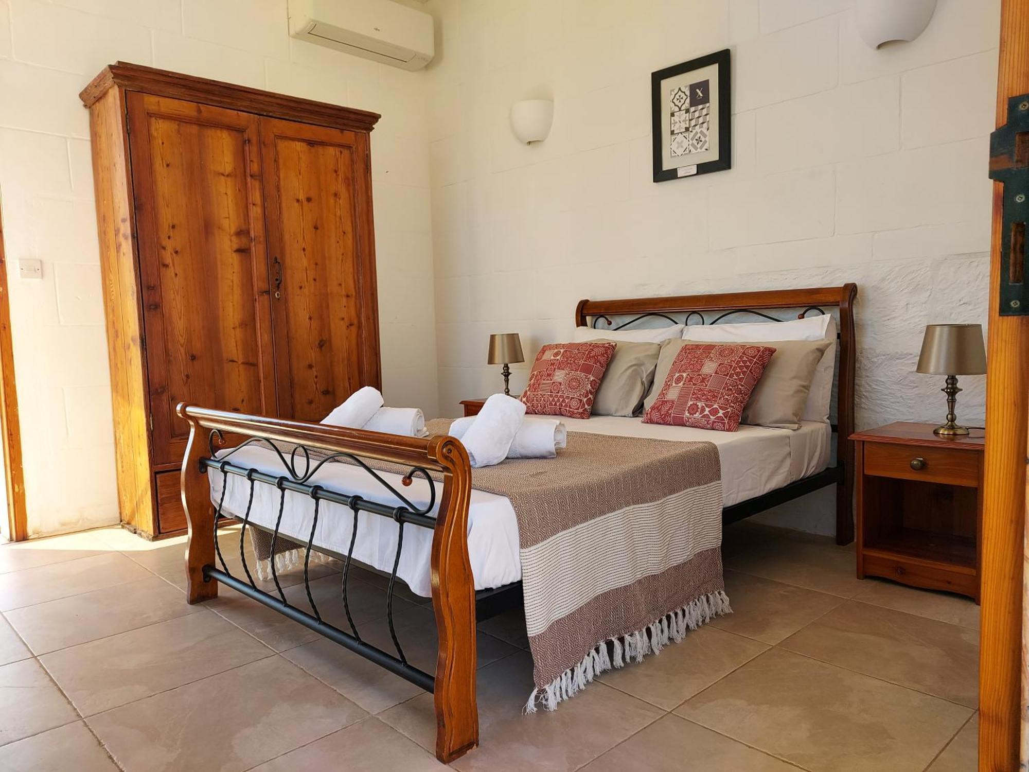 Razzett Warda B&B Ghasri  Exterior photo